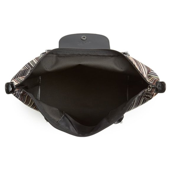 SOLD ! LONGCHAMP Medium Nylon Tote - Picture 6 of 9